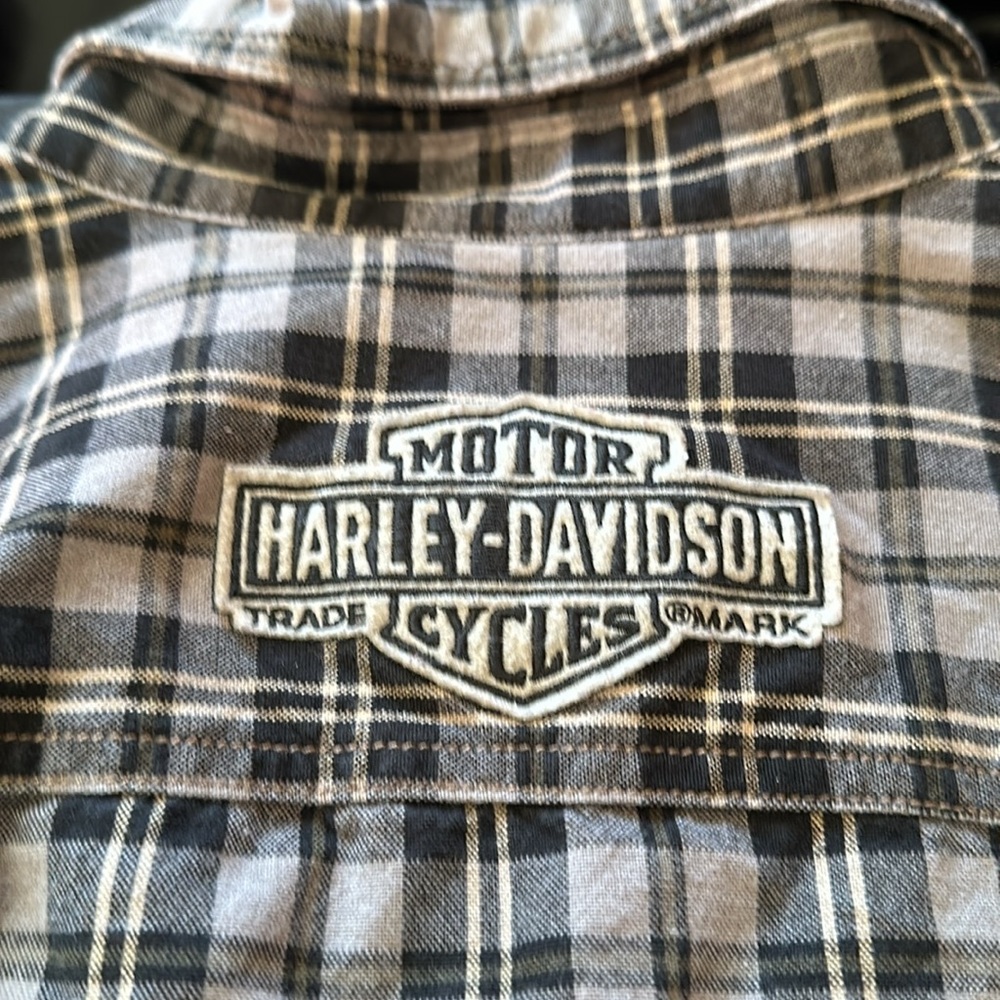 Harley Davidson Flannel - Picture 5 of 5